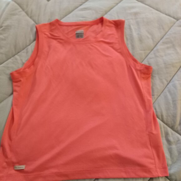 Columbia Tank - Picture 1 of 6